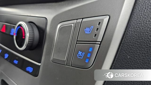 Hyundai The New Grand Starex 2019 Черный из Кореи, фото 3