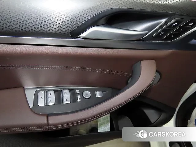 BMW X3 (G01) 2024 Белый из Кореи, фото 4