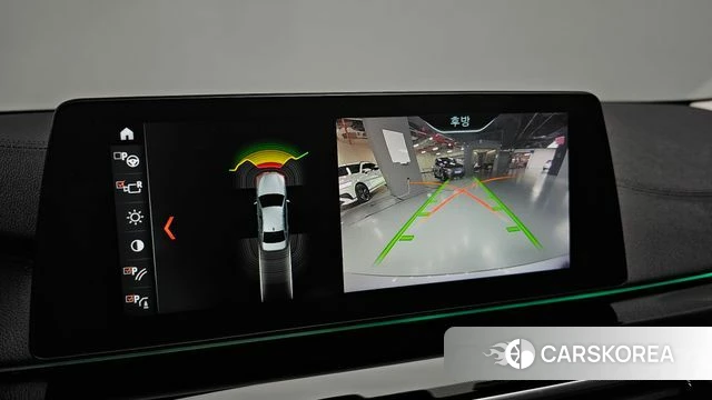 BMW 5 Series (G30) 2018 Серебристо-серый из Кореи, фото 4