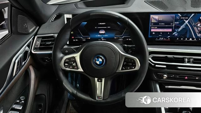 BMW i4 2024 Белый из Кореи, фото 4
