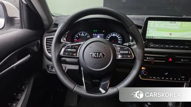 Kia Seltos 2021 Белый из Кореи, фото 4