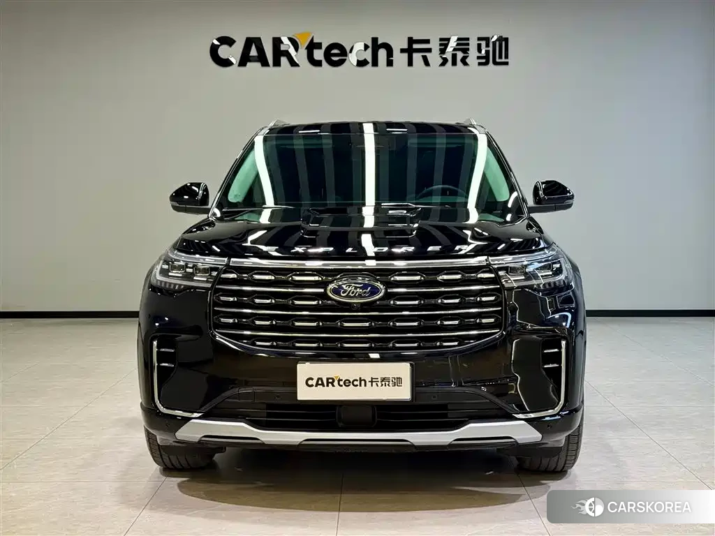 Ford Explorer 2026 Черный из Китая, фото 4