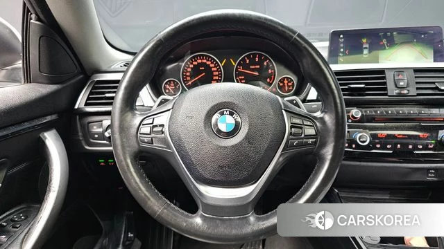 BMW 4 Series (F32) 2018 Серебристо-серый из Кореи, фото 4