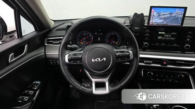 Kia K5 3rd generation 2023 Белый из Кореи, фото 4