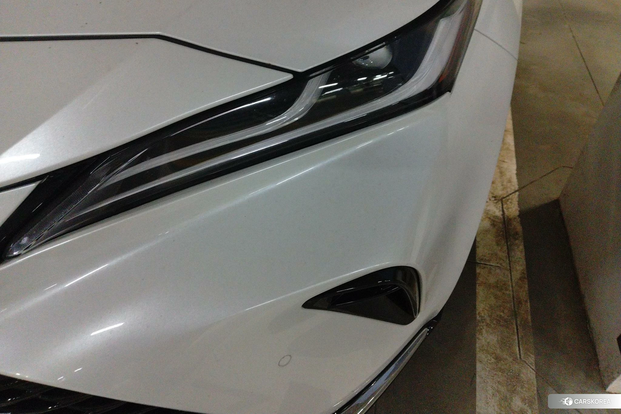 Toyota Venza 2023 Белый из Китая, фото 4