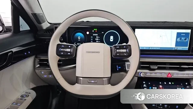 Hyundai Grandeur Hybrid (GN7) 2023 Белый из Кореи, фото 4