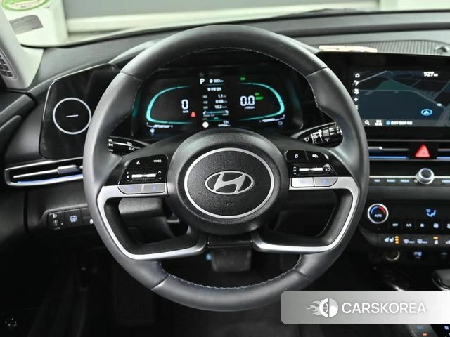 Hyundai The New Avante Hybrid (CN7) 2023 Серебристо-серый из Кореи, фото 4