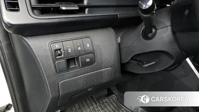 Hyundai Staria 2022 Белый из Кореи, фото 4