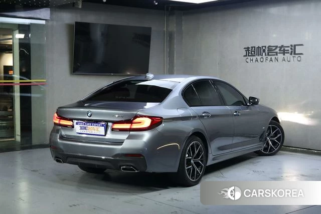 BMW 5 series (imported) 2022 Темно-серый из Китая, фото 4