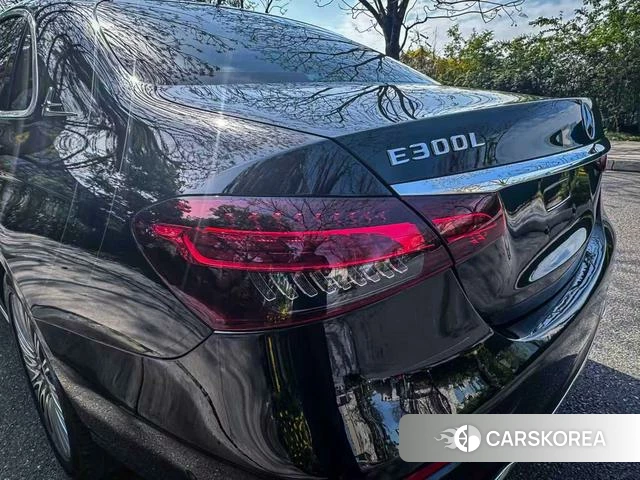 Mercedes-Benz E-class 2023 Черный из Китая, фото 4