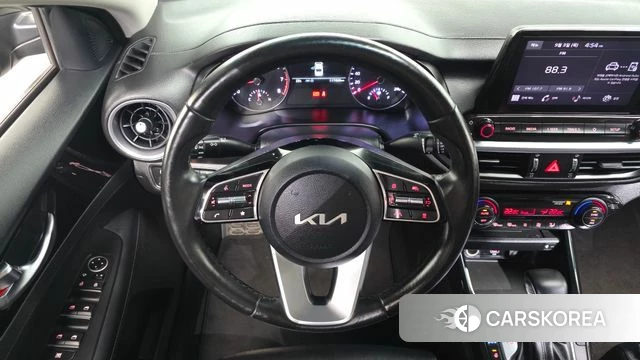 Kia The New K3 2nd generation 2022 Черный из Кореи, фото 4