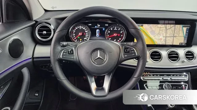 Mercedes-Benz E-Class W213 2018 Серый из Кореи, фото 4