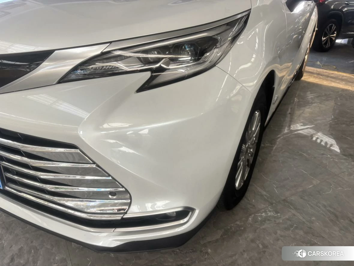 Toyota Saina 2021 Белый из Китая, фото 4