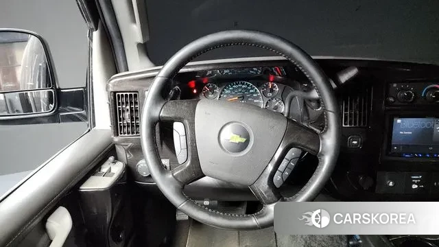 Chevrolet Express Van 2020 Черный из Кореи, фото 4
