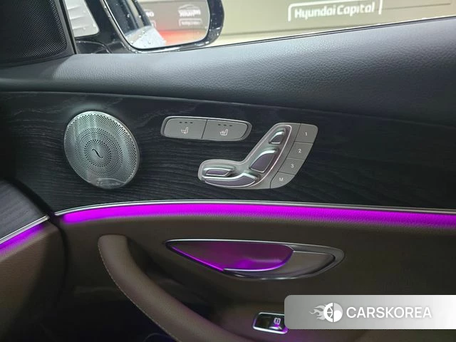 Mercedes-Benz E-Class W213 2018 Жемчужный цвет из Кореи, фото 4