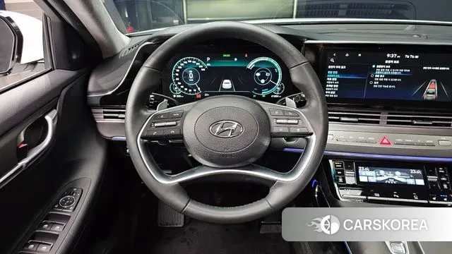 Hyundai The New Grandeur IG Hybrid 2022 Белый из Кореи, фото 4
