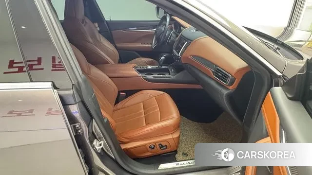 Maserati Levante 2018 Серый из Кореи, фото 4