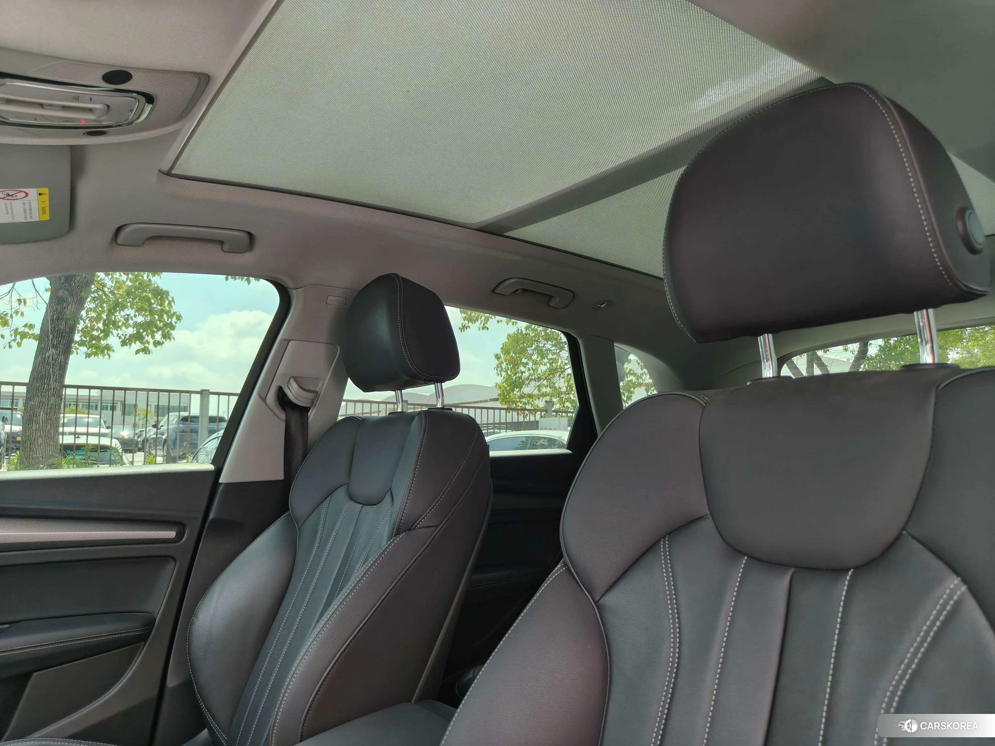 Audi Q5L 2021 Черный из Китая, фото 4