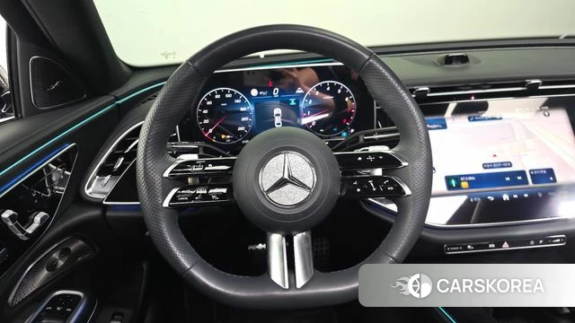 Mercedes-Benz E-Class W214 2024 Черный из Кореи, фото 4