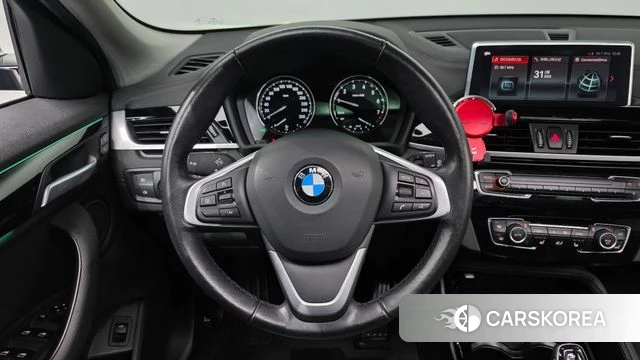 BMW X2 (F39) 2021 Светло-серебряный цвет из Кореи, фото 4