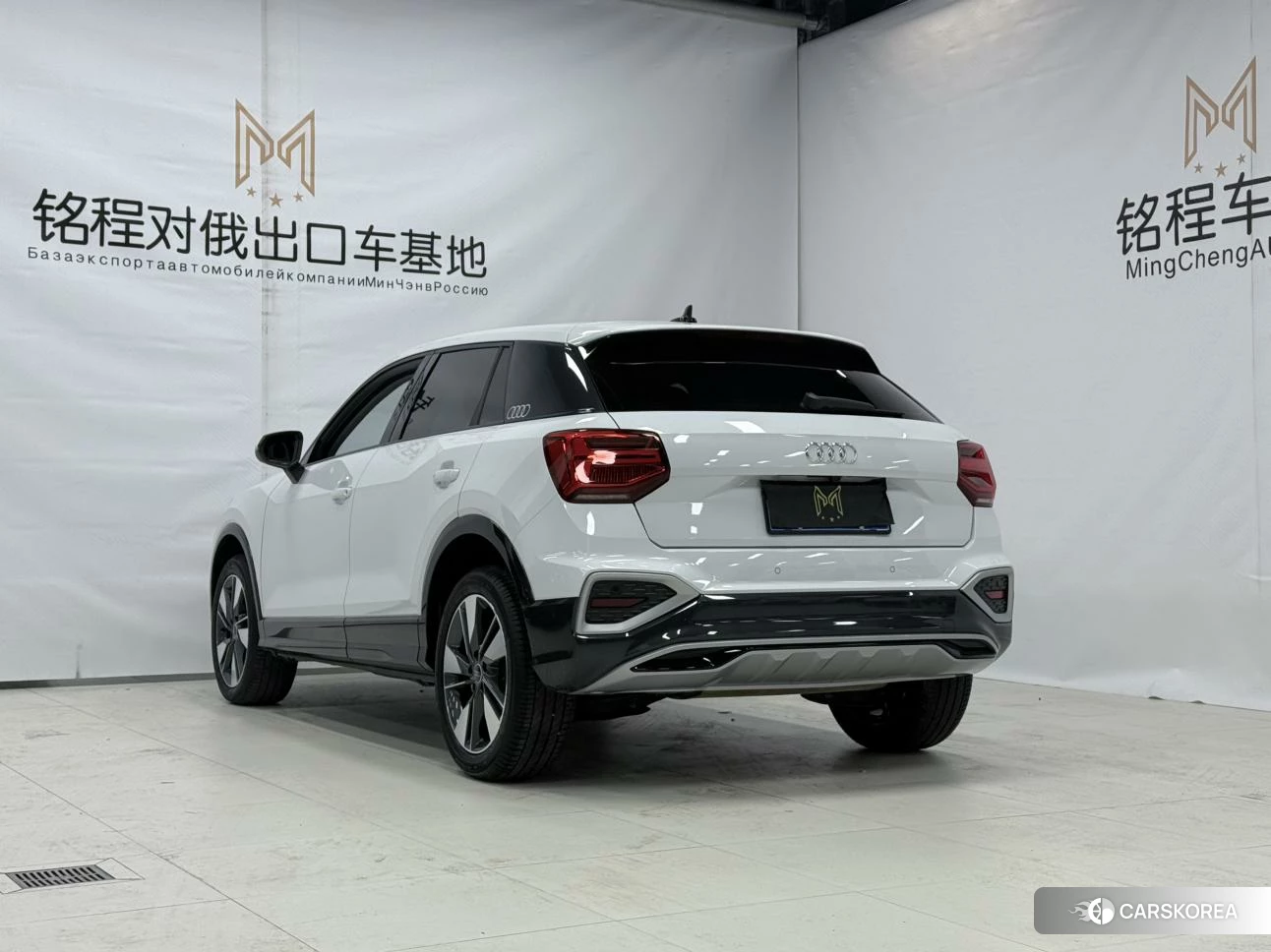 Audi Q2L 2021 Белый из Китая, фото 4