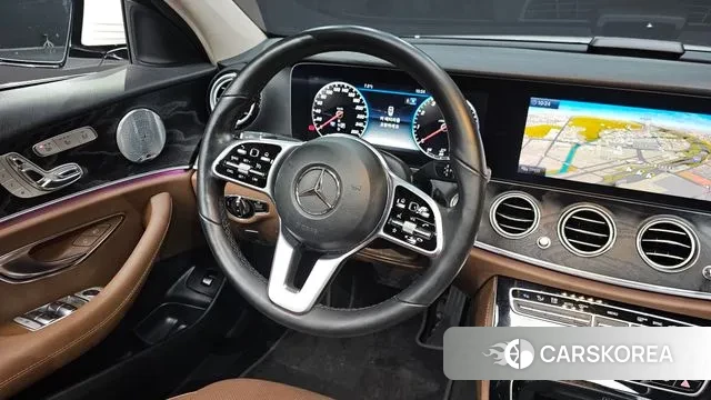 Mercedes-Benz E-Class W213 2018 Белый из Кореи, фото 4