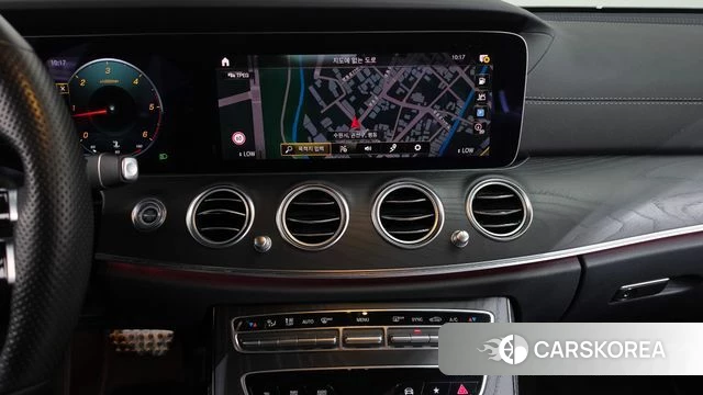 Mercedes-Benz E-Class W213 2021 Белый из Кореи, фото 4