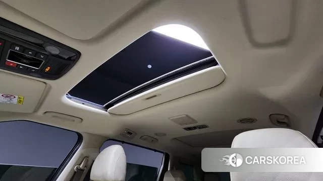 Kia Carnival 4th generation 2022 Белый из Кореи, фото 4