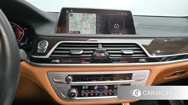BMW 7 Series (G11) 2021 Белый из Кореи, фото 4