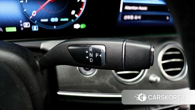 Mercedes-Benz E-Class W213 2023 Черный из Кореи, фото 4