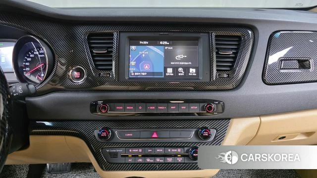 Kia The New Carnival 2019 Черный из Кореи, фото 4