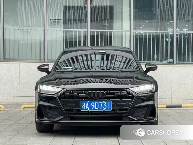 Audi A7L 2022 Черный из Китая, фото 4