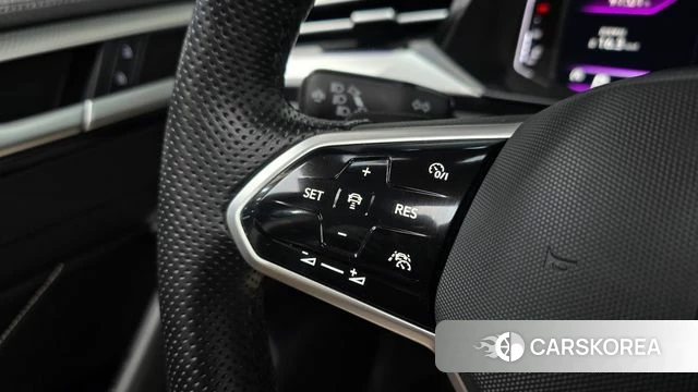 Volkswagen Arteon 2023 Серебряный из Кореи, фото 4
