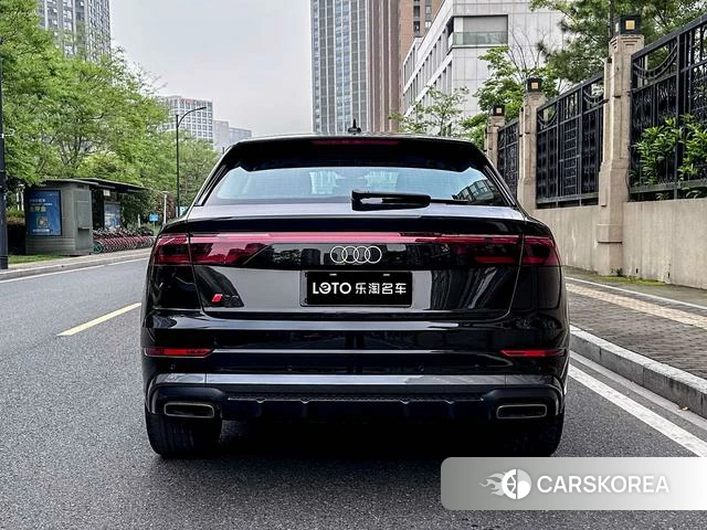 Audi Q8 2025 Черный из Китая, фото 4
