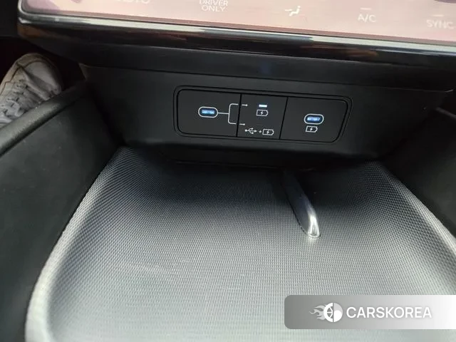 Hyundai Grandeur Hybrid (GN7) 2023 Черный из Кореи, фото 4