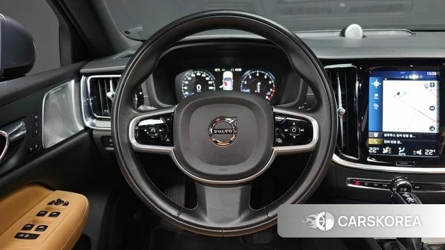 Volvo S60 3rd generation 2019 Серебристо-серый из Кореи, фото 4