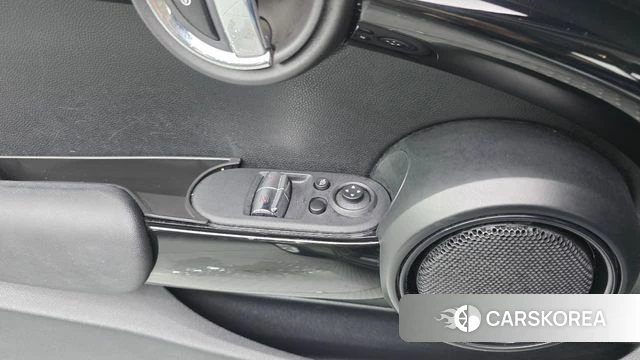 Mini Cooper 2019 Песочный из Кореи, фото 4