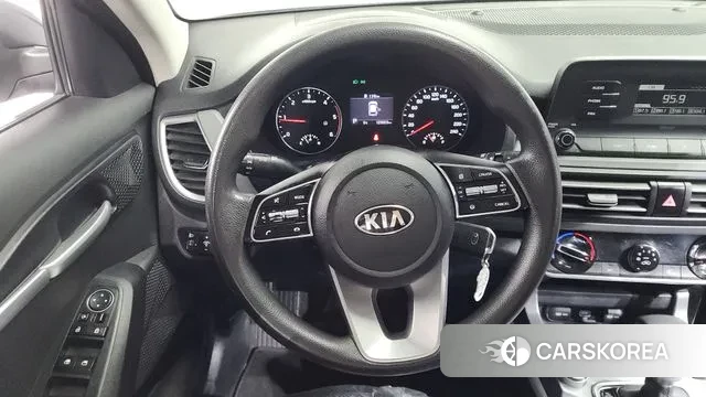 Kia Seltos 2020 Серый из Кореи, фото 4