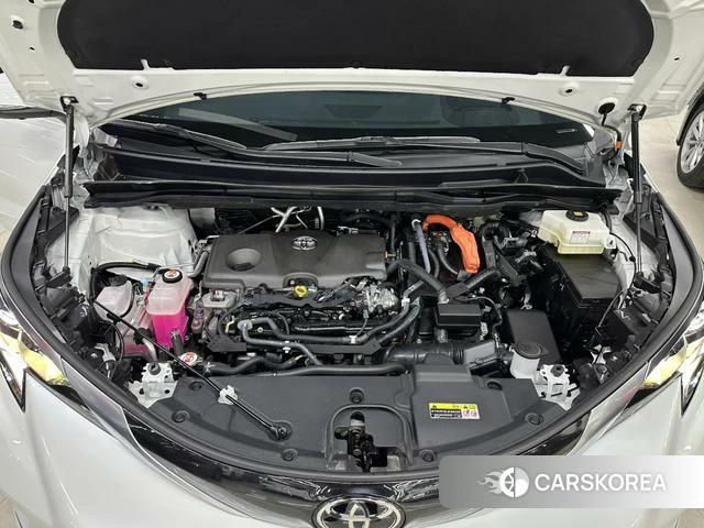 Toyota Grevia 2024 Белый из Китая, фото 4