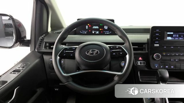 Hyundai Staria 2021 Белый из Кореи, фото 4