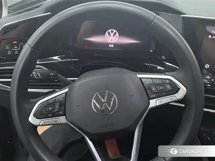 Volkswagen Talagon 2023 Silver/gray из Китая, фото 4