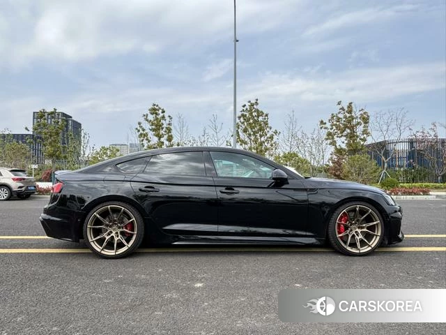 Audi RS 5 2022 Черный из Китая, фото 4
