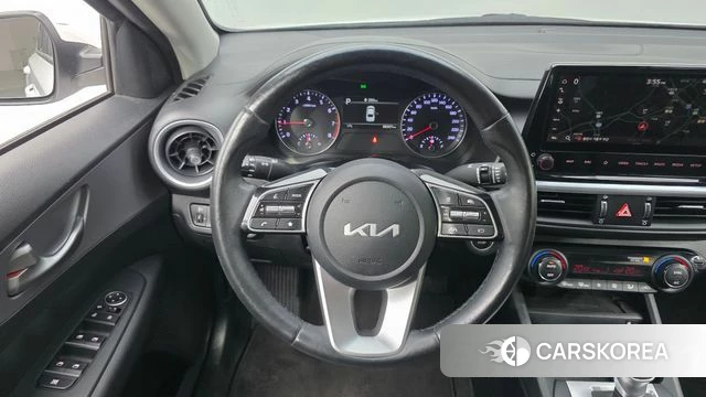 Kia The New K3 2nd generation 2021 Белый из Кореи, фото 4