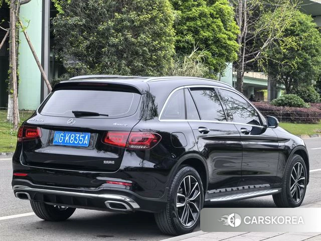 Mercedes-Benz GLC 2021 Черный из Китая, фото 4