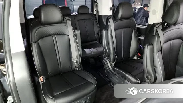 Hyundai Staria 2023 Серый из Кореи, фото 4