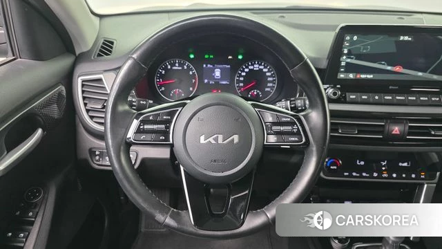 Kia Seltos 2022 Серый из Кореи, фото 4