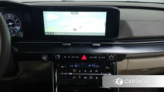 Kia Carnival 4th generation 2023 Белый из Кореи, фото 4