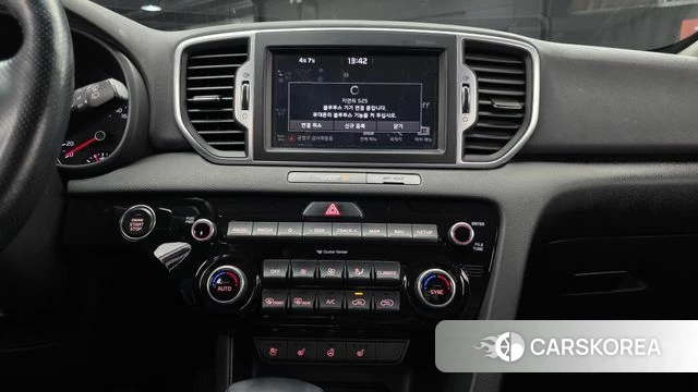 Kia Sportage 4th Generation 2018 Белый из Кореи, фото 4