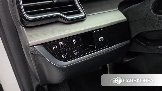 Kia Sportage 5th Generation Hybrid 2024 Белый из Кореи, фото 4