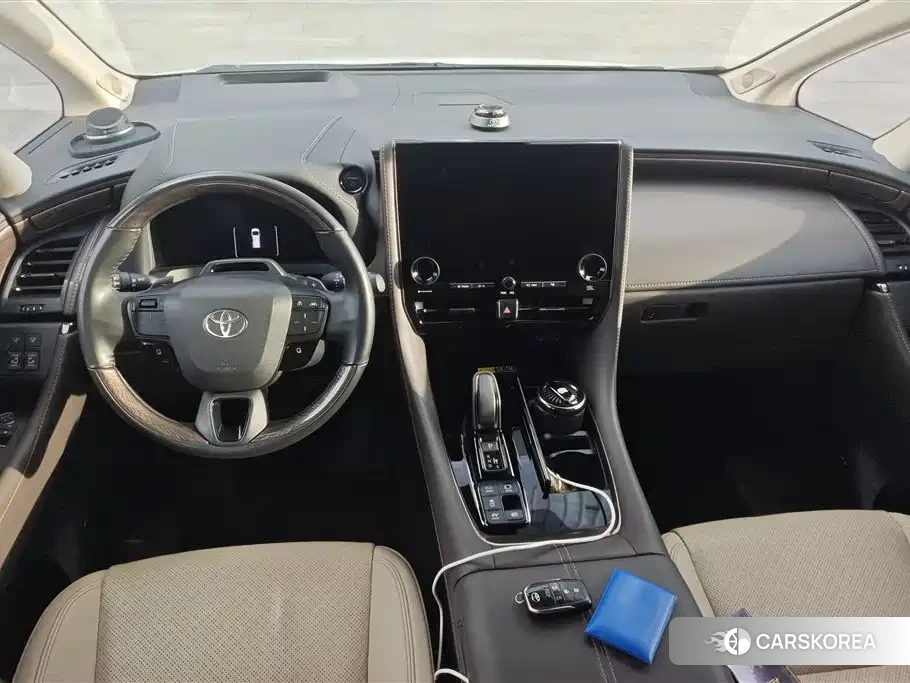 Toyota Alphard 2024 Белый из Китая, фото 4